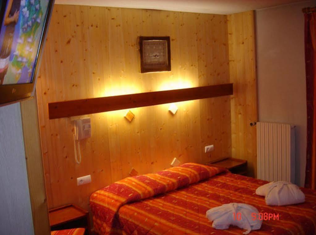 Hotel Le Gentiana Тінь Екстер'єр фото